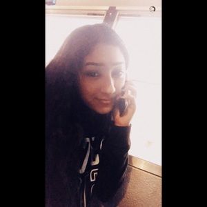 Meet your Posher, Roselyn